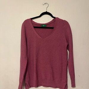 dip Women's V-Neck Sweater in Pink